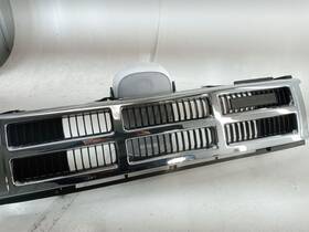 104-58094a Toyota 1984-1989 4runner Pickup Truck Oem Replacement Front Grille Chrome Grill