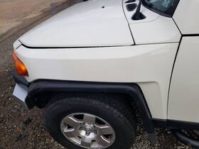 110-50256l Toyota 07-14 Fj Cruiser Oem Driver Left Fender White