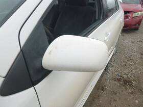 128-61453l Toyota Driver Side View Mirror Power Sedan Non-heated Fits 07-12 Yaris 1656020
