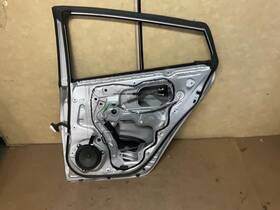 130-60627r Toyota 16-19 Prius 1.8l Fwd At Exterior Rear Right Door With Glass B