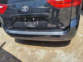 190-10160c Toyota Rear Bumper Without Park Assist Oblong Reflectors Fits 18-19 Sienna 7562265