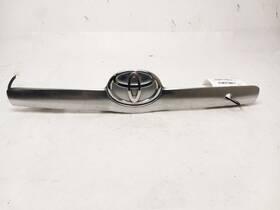 195.to1j11 Toyota Tail Finish Panel Fits Camry 2011 Oem