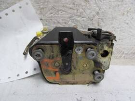 286.to1597 Toyota Left Drive Rear Door Latch Manual Lock Fits 1997 97 4 Runner 819787