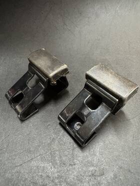 53334-90303 Toyota Land Cruiser Fj40 Windshield Rest Block Hood Rubber Stop 1976-84 R21