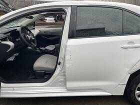 6103812361 Toyota 2020-24 Corolla Left Rocker With Post White Pc 040 1.8l At Fwd 46k Le 64336