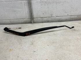 626.to1f24 Toyota 2024 Grand Highlander Oem Passenger Right Side Wiper Arm