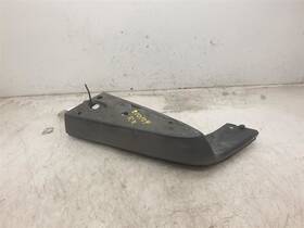 7608747010 Toyota 04-09 Prius 1.5l Passenger Side Rear Lower Bumper Mounted Vanity