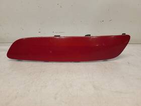 101.vw1k08 Volkswagen 2008 Jetta Drivers Left Bumper Insert - Below Headlight Red