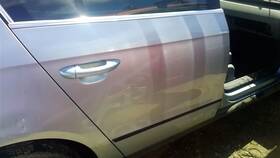 130-50142r Volkswagen Passenger Rear Side Door Electric Sedan Fits 06-10 Passat 24839805