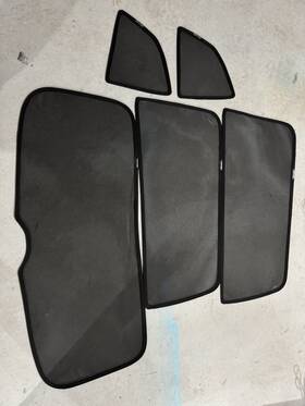 5nn064365 Volkswagen 2018 - 2024 Tiguan 5 Piece Rear Sunshade Set Oem