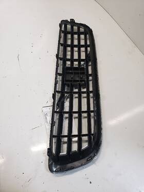 307449140 Volvo Grille Upper Excluding R-design And Sport Fits 08-10 40 Series 1280400