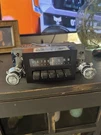 Stereo Ford F150 A 1981. Fixed Price $60.00.