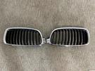 Bmw 5 Series F10 F11 Front Bumper Kidney Grill Pair 18801310. Fixed Price $21.00.