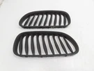 07 Bmw Z4 E85 #1311 Grill, Front Bumper Kidney, Pair Black. Fixed Price $66.49.